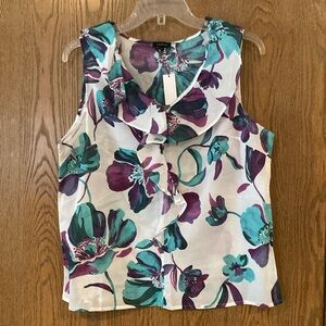 Feminine, sleeveless, lightweight blouse w gorgeous colors:aqua, purple, white